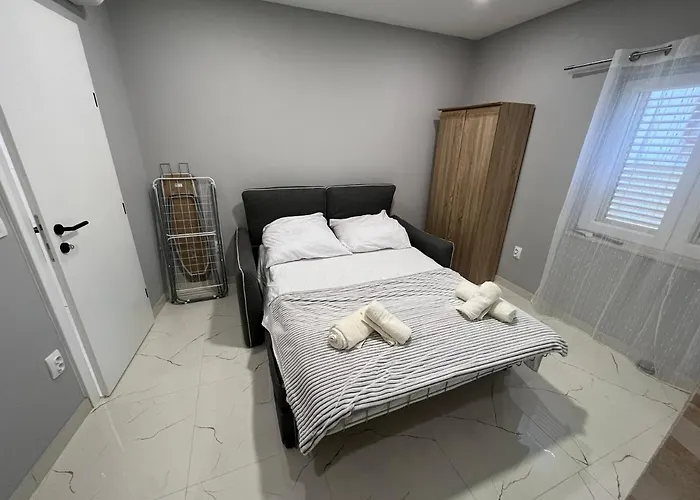 Bella Dalmatia Apartamento Srima